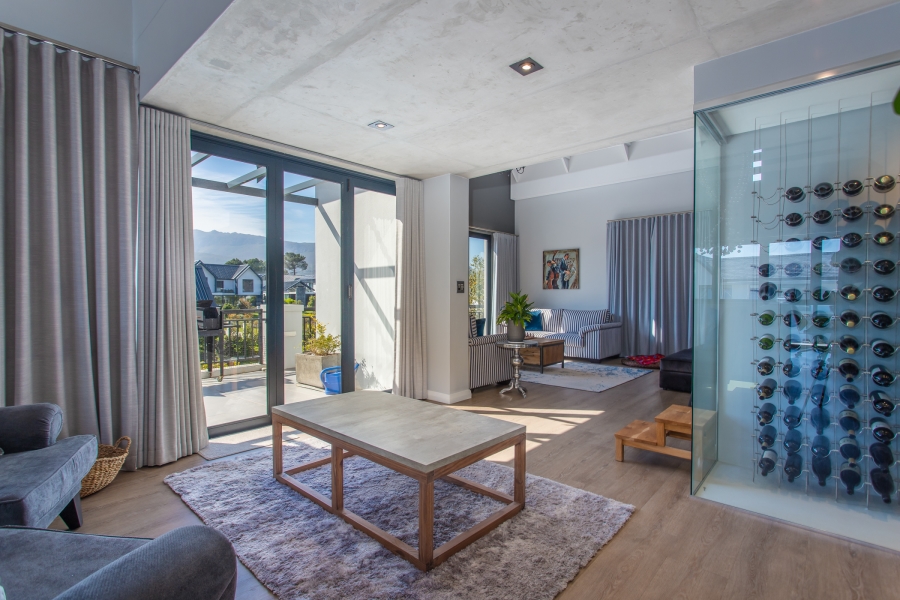 5 Bedroom Property for Sale in Val De Vie Estate Western Cape